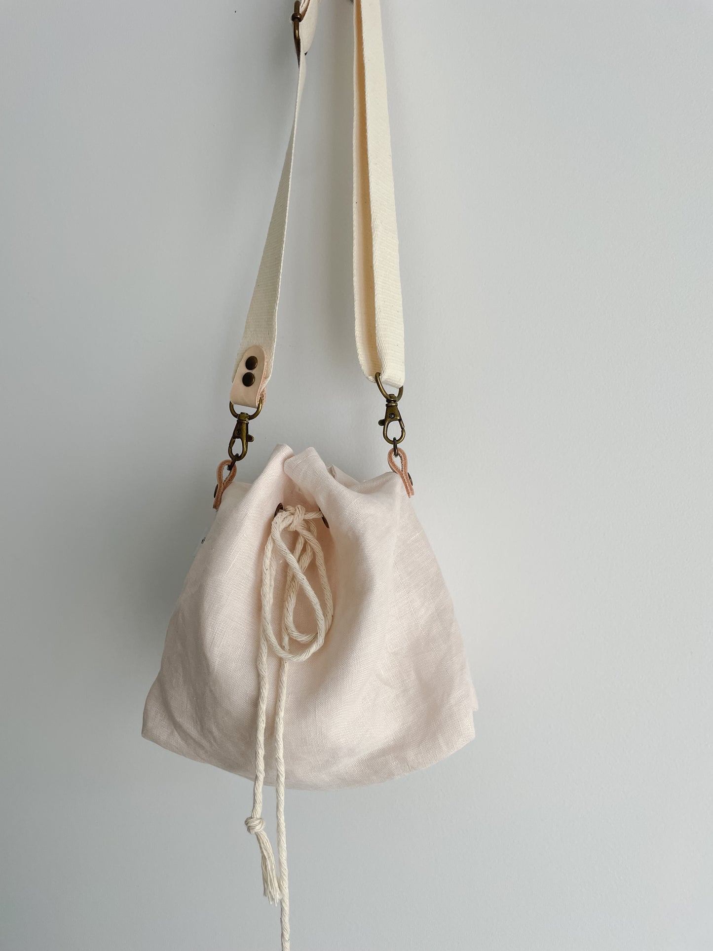 Haná - Handbag/Crossbody bag: Creamy Pink