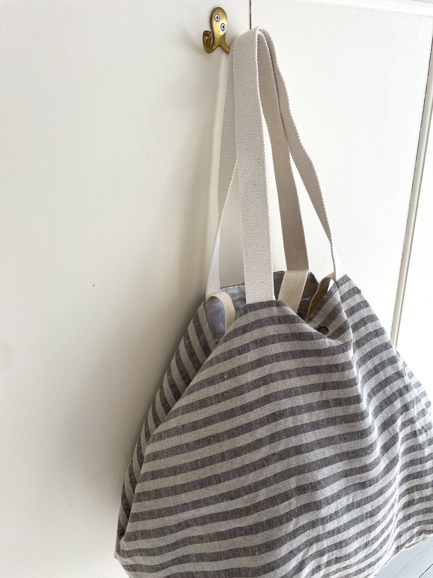 MIDI beach bag: stripes in natural