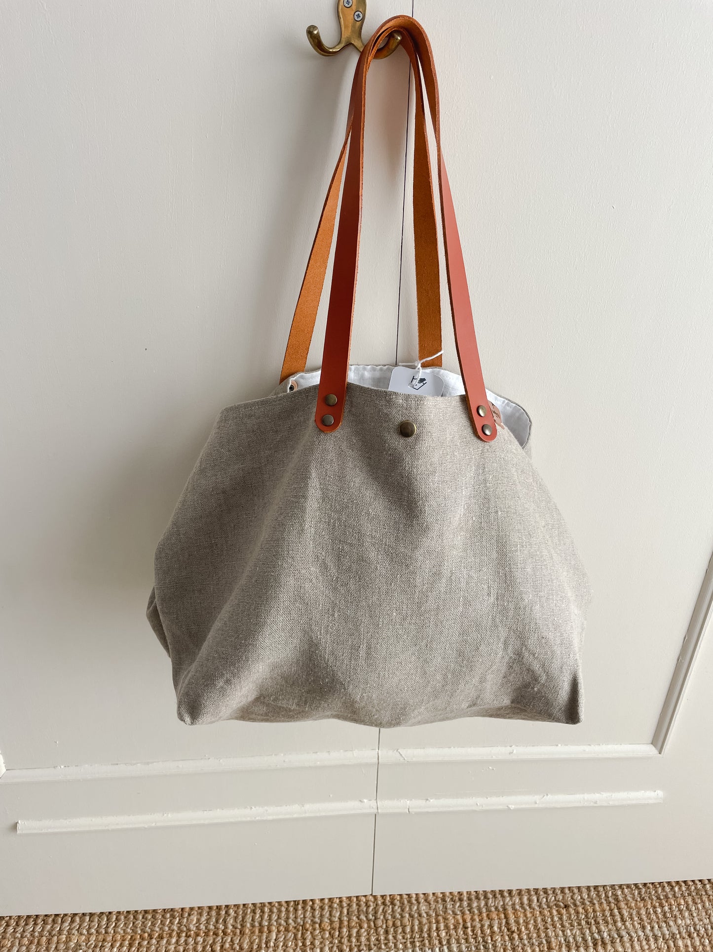 PETITE bag: natural with leather handles