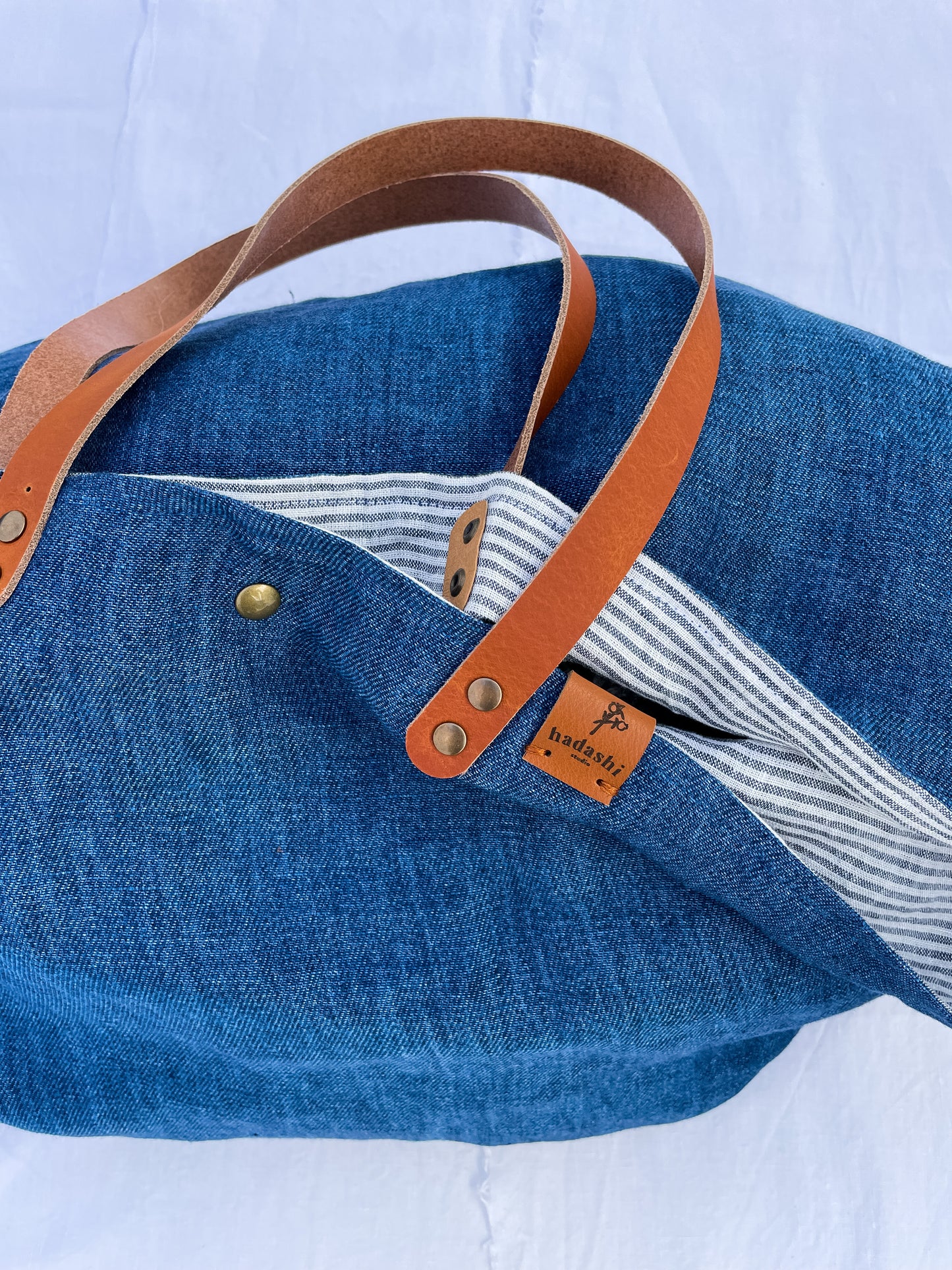 MIDI bag: indigo, leather handles