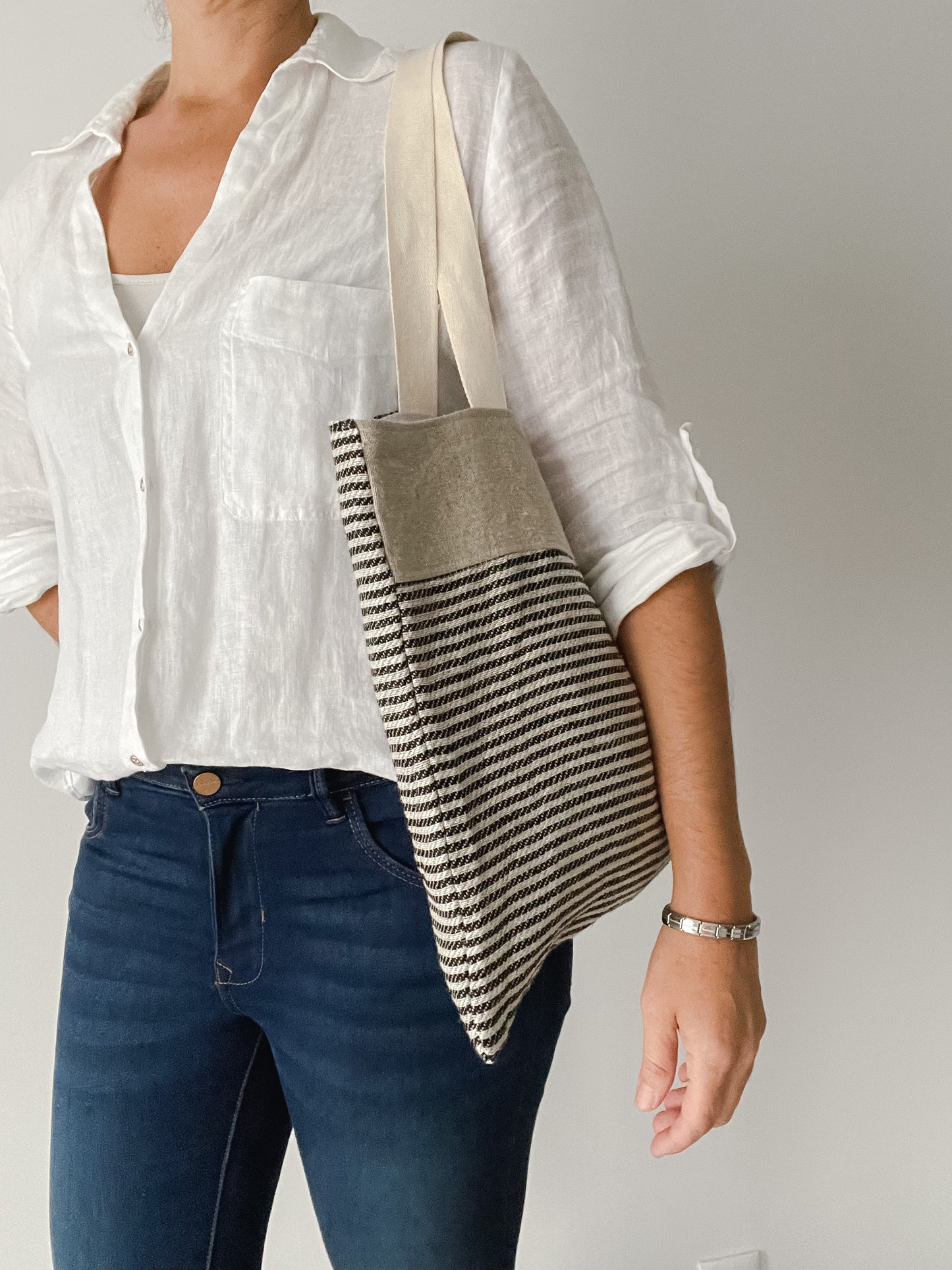 Market tote (thin stripes)