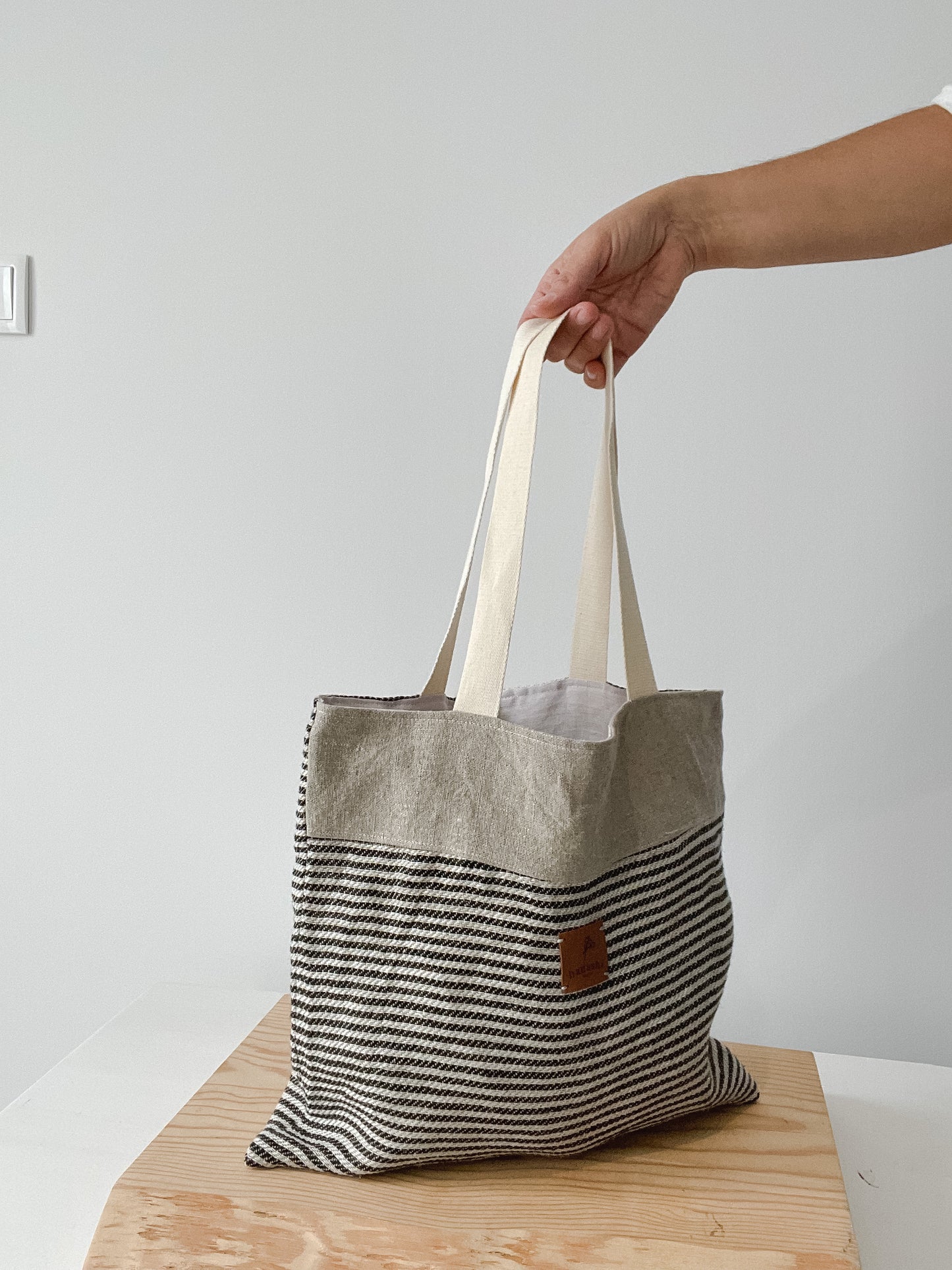 Market tote (thin stripes)