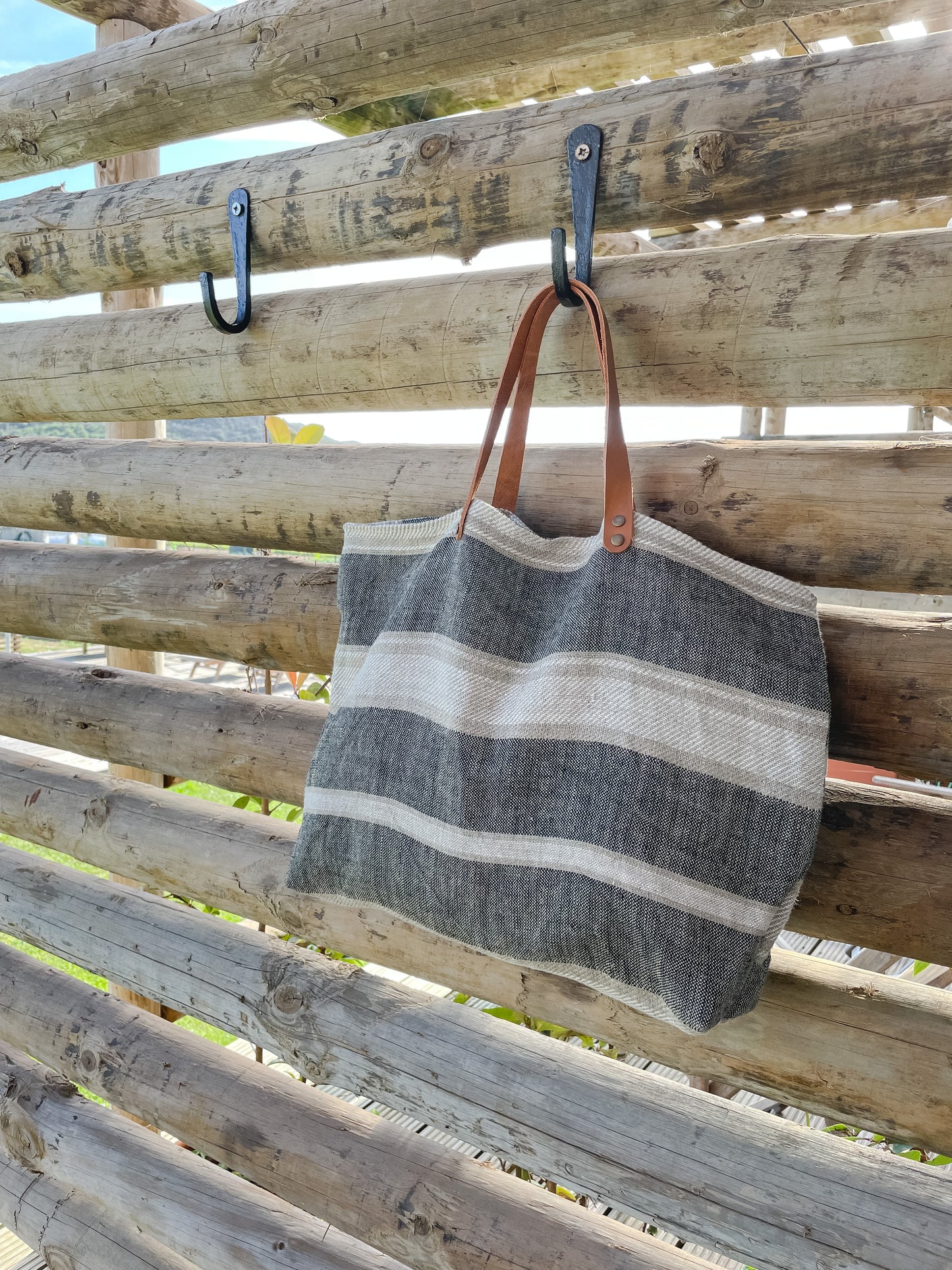 Field tote - large stripes